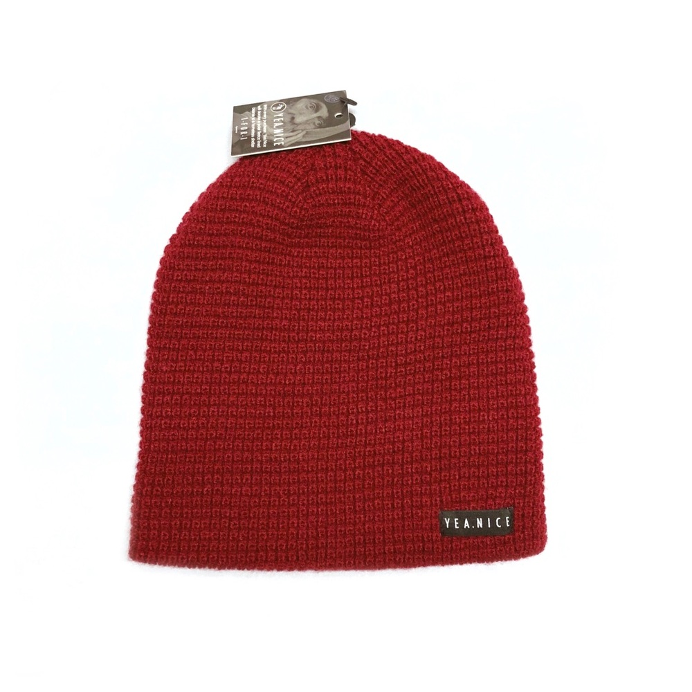YeaNice Burgundy beanie new with tag.